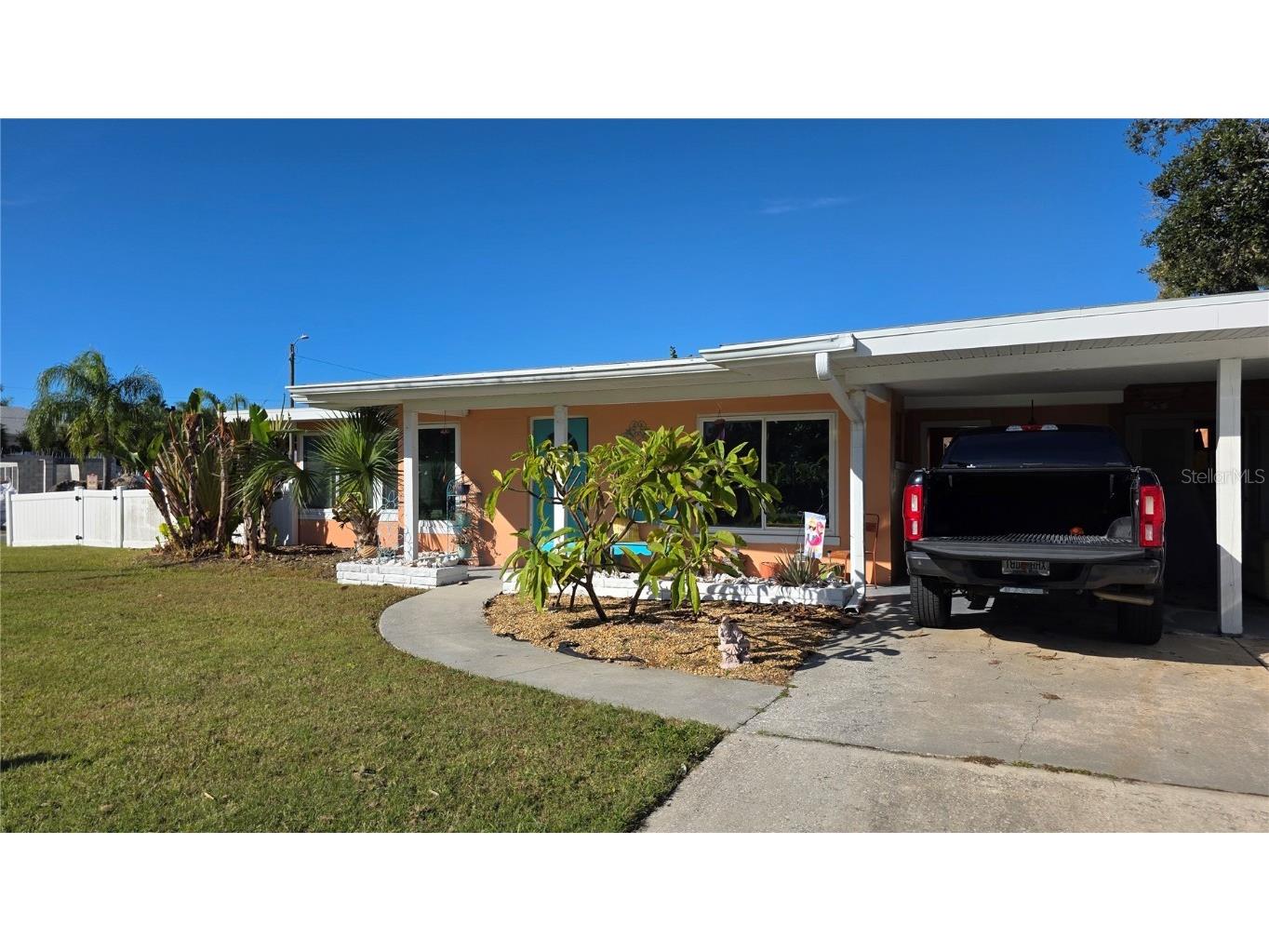 552 Trade Winds Drive Dunedin FL 34698 TB8321906 image11