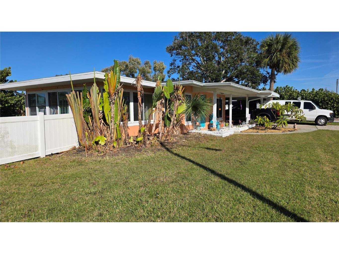 552 Trade Winds Drive Dunedin FL 34698 TB8321906 image14