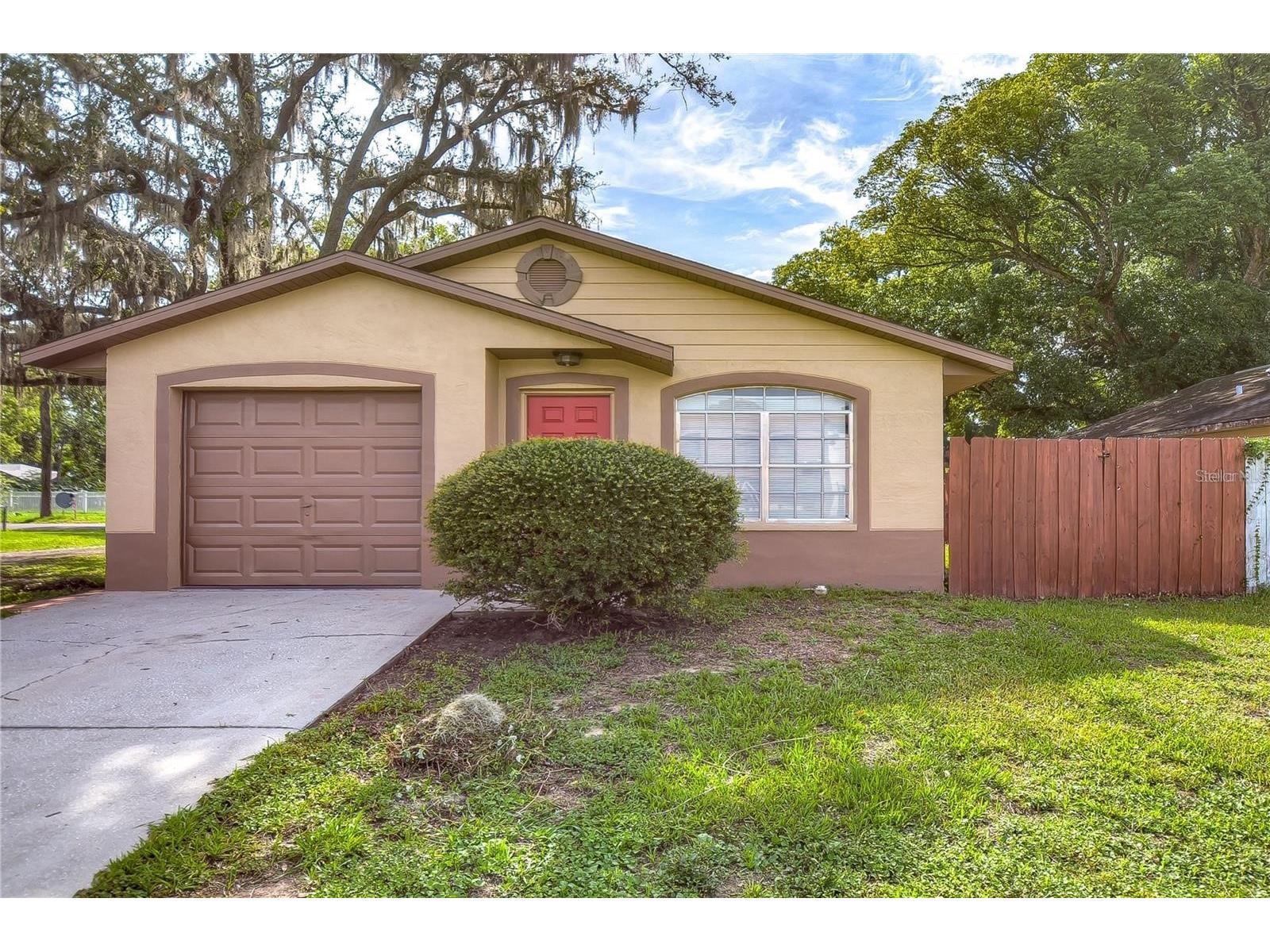 5520 20th Street Zephyrhills FL 33542 TB8470225 image1