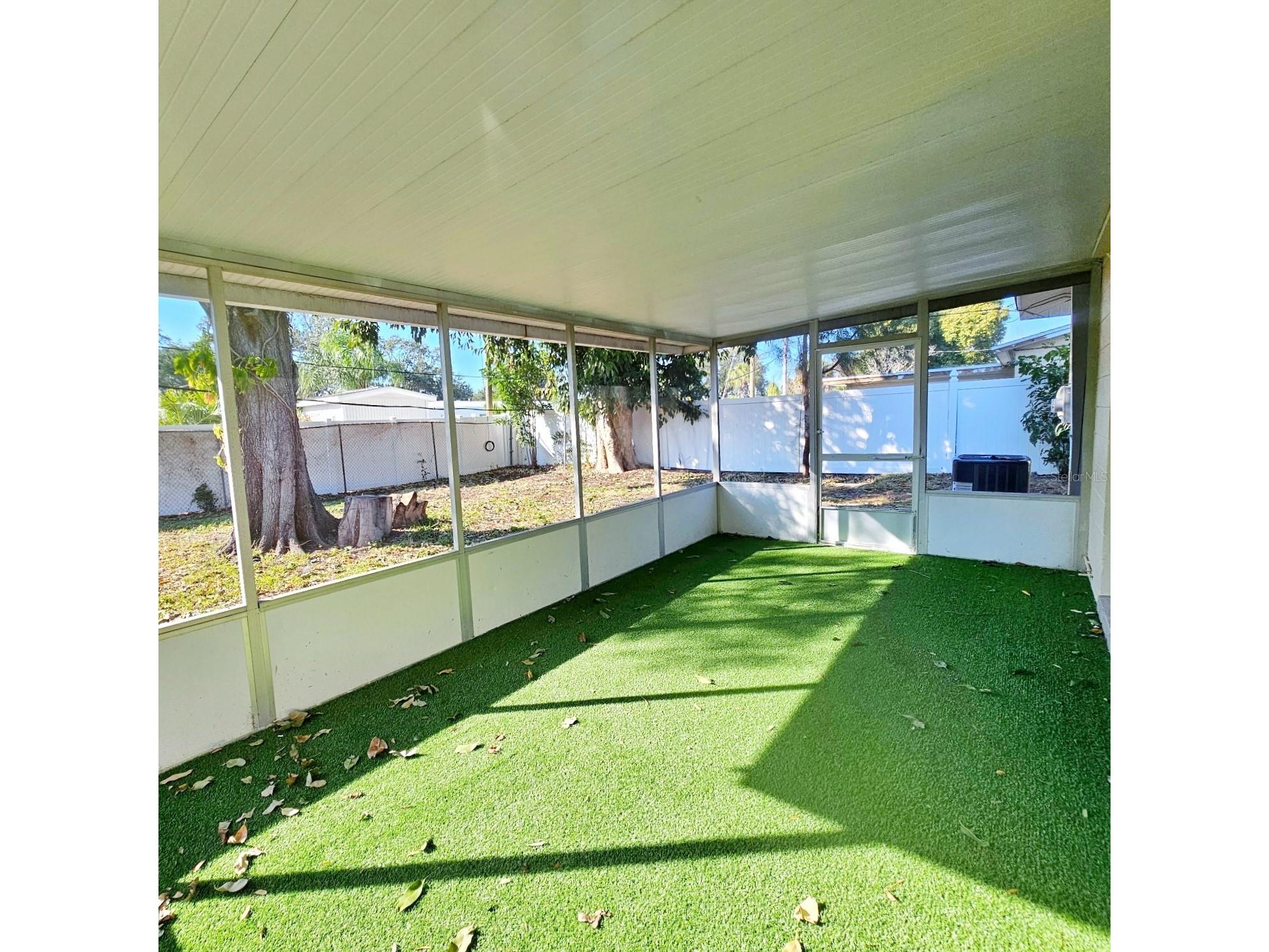 5520 Hobson Street NE Saint Petersburg FL 33704 TB8472563 image24