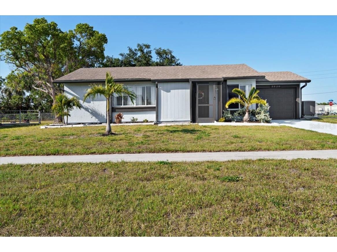 5520 Kenwood Drive North Port FL 34287 C7509081 image2