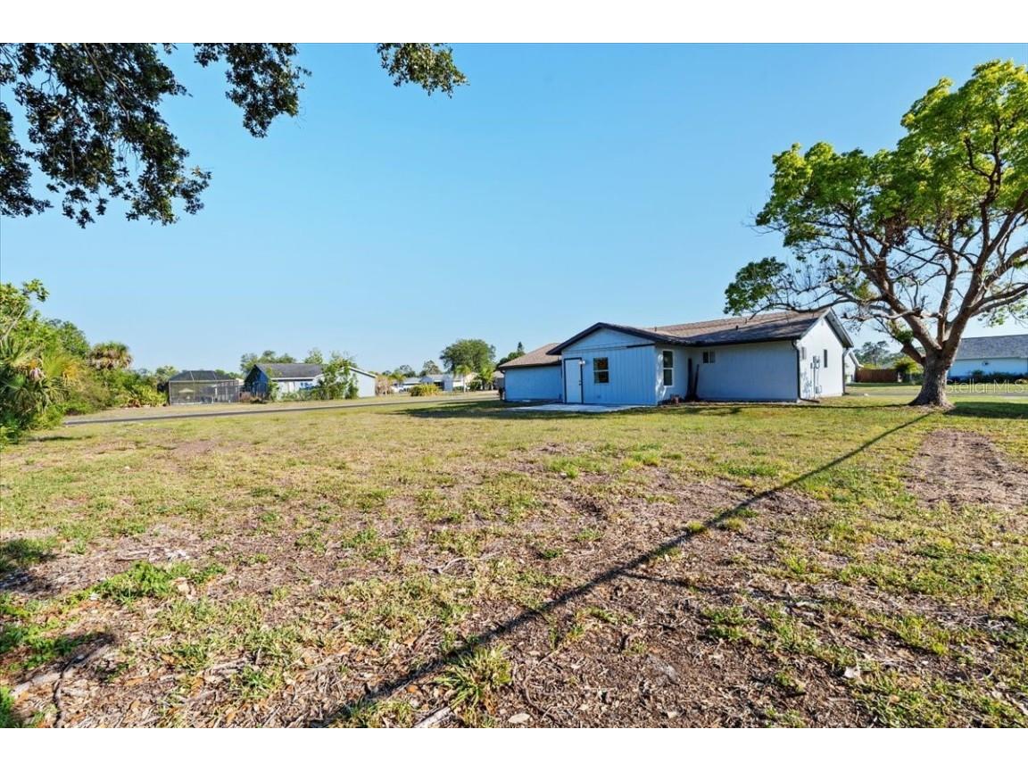 5520 Kenwood Drive North Port FL 34287 C7509081 image27