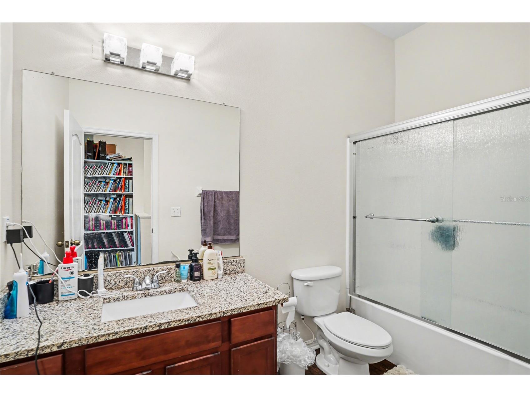 5520 Kinglethill Drive Lithia FL 33547 TB8496731 image16