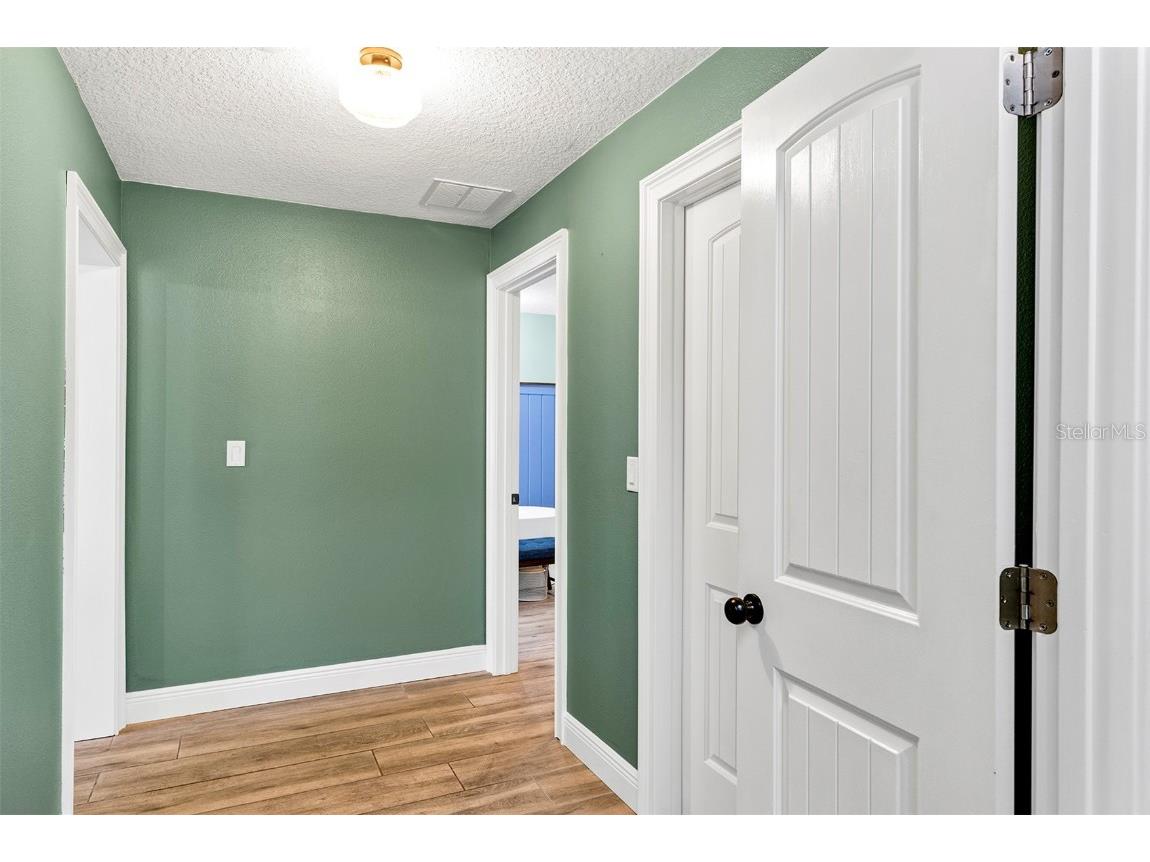 5520 NE 2nd Lane Ocala FL 34470 OM714088 image28