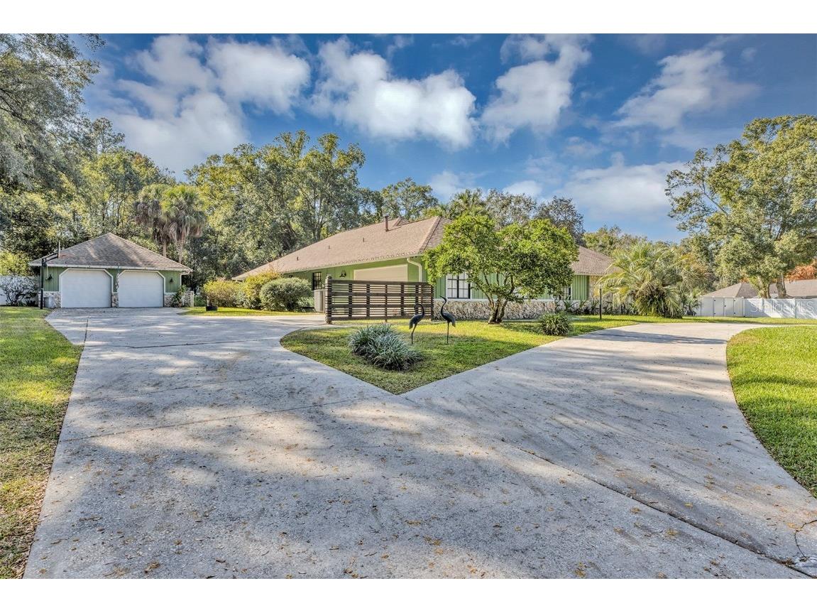 5520 NE 2nd Lane Ocala FL 34470 OM714088 image3