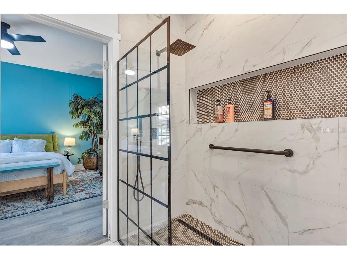 5520 NE 2nd Lane Ocala FL 34470 OM714088 image55