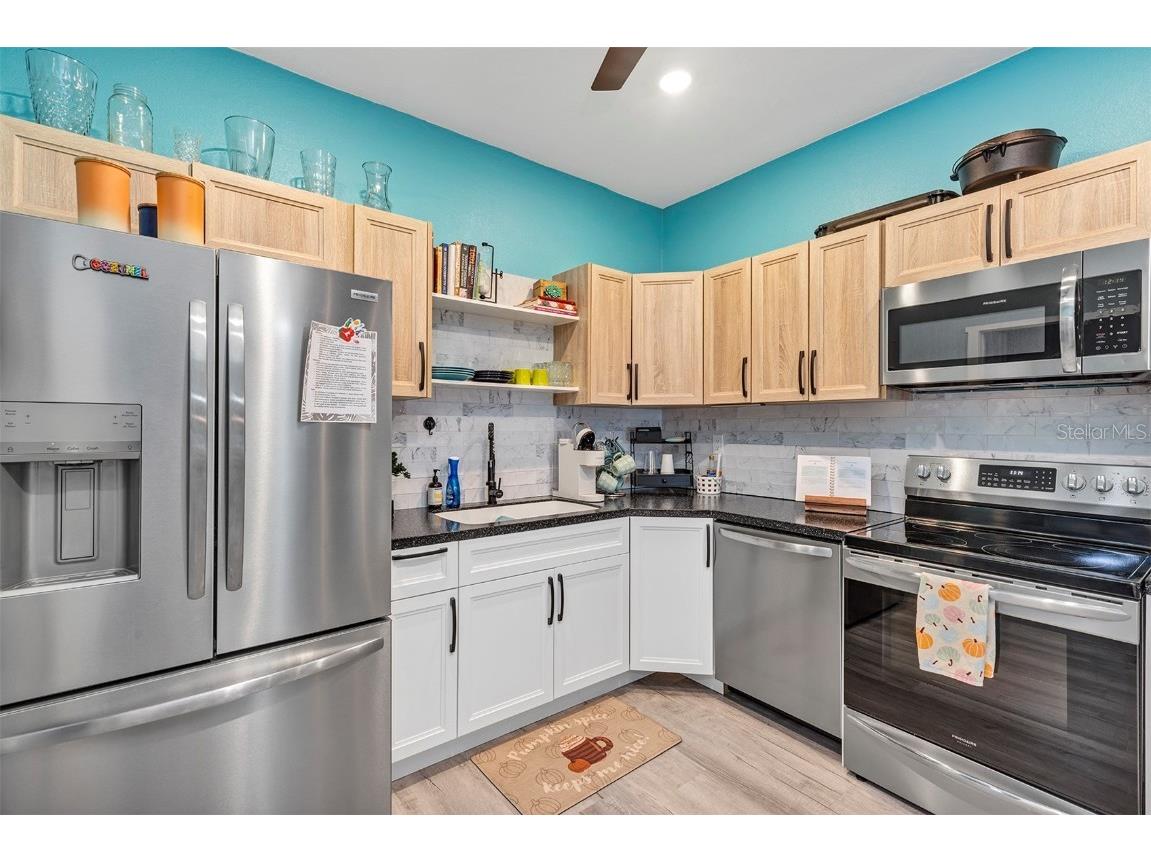 5520 NE 2nd Lane Ocala FL 34470 OM714088 image63