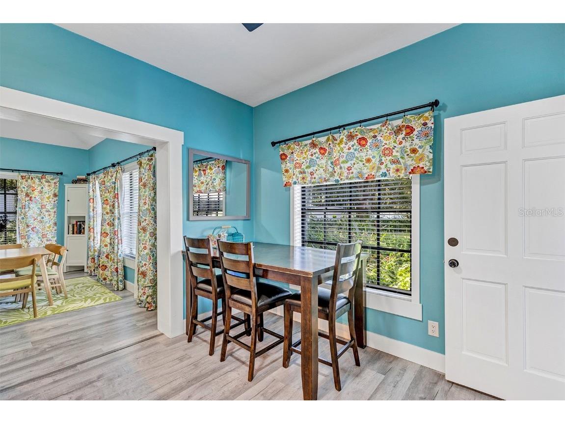 5520 NE 2nd Lane Ocala FL 34470 OM714088 image64