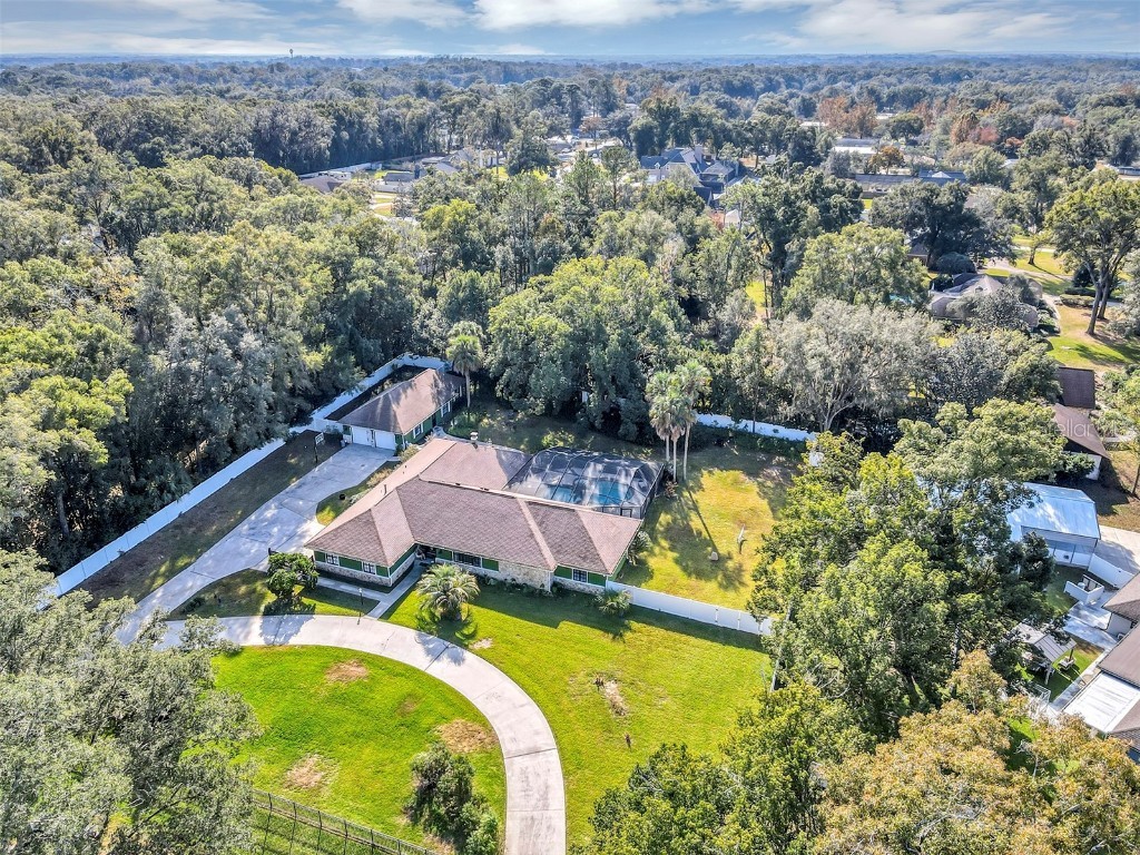 5520 NE 2nd Lane Ocala FL 34470 OM714088 image71