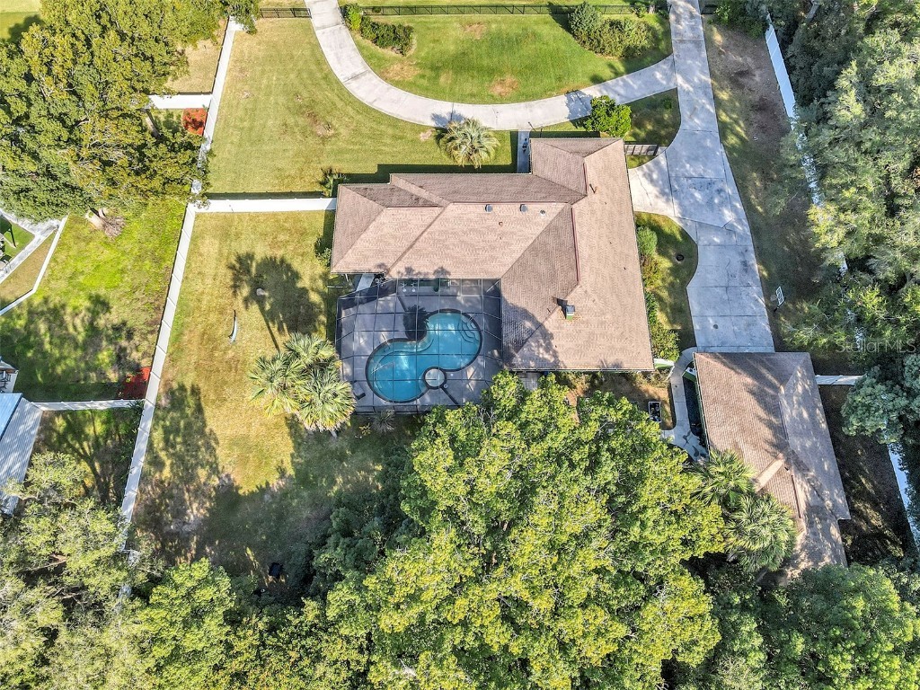 5520 NE 2nd Lane Ocala FL 34470 OM714088 image73