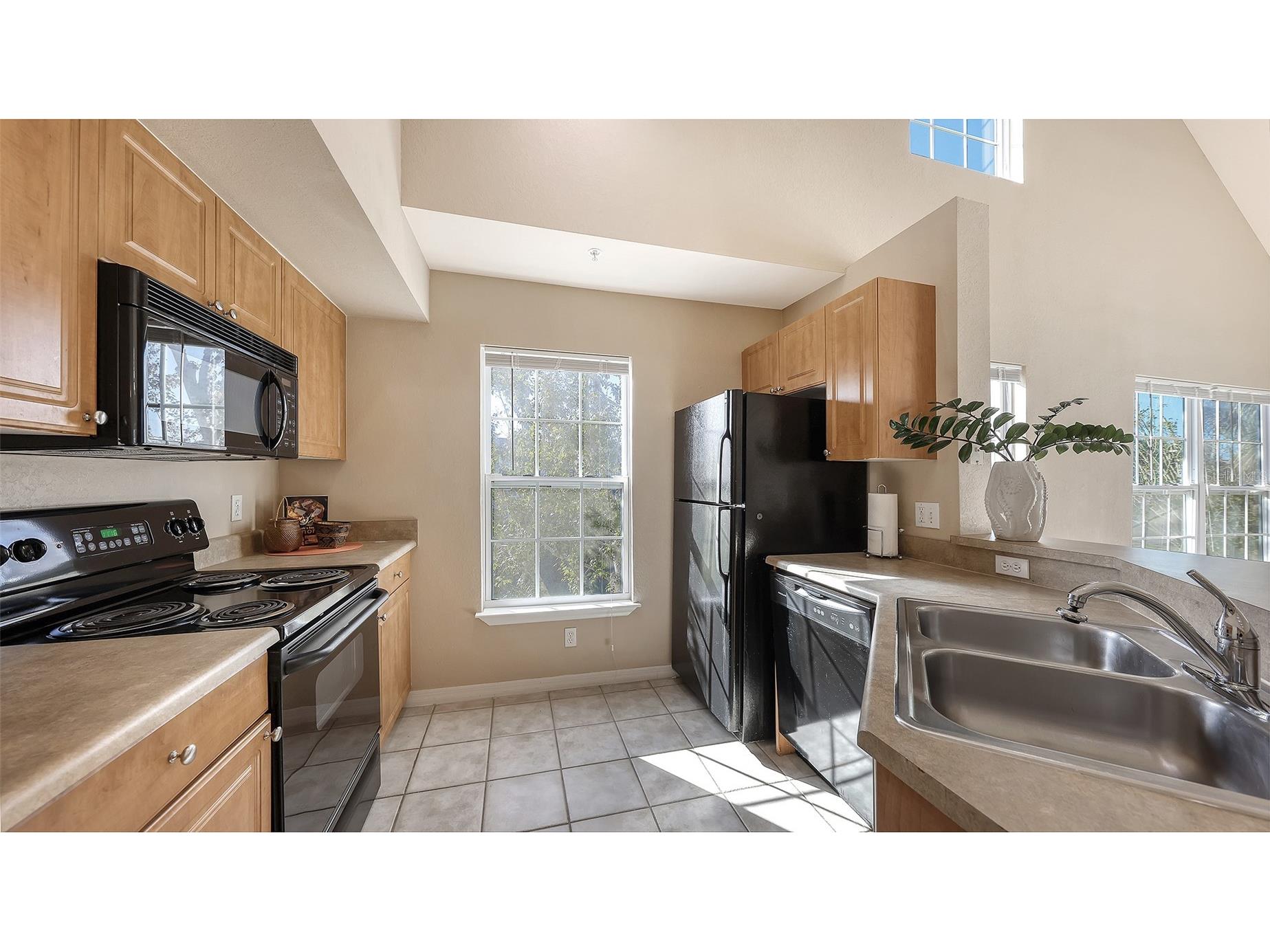 5520 Rosehill Road #203 Sarasota FL 34233 A4677482 image12