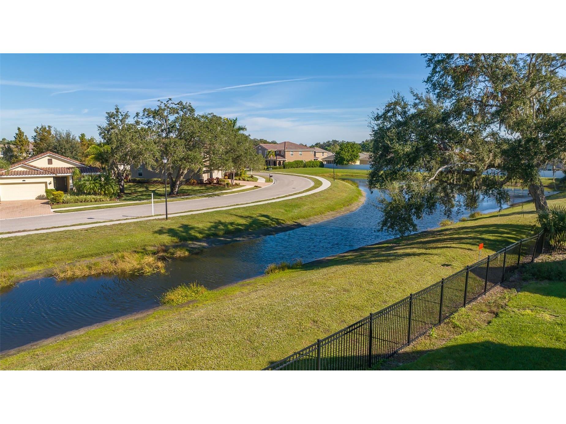 5520 Rosehill Road #203 Sarasota FL 34233 A4677482 image44