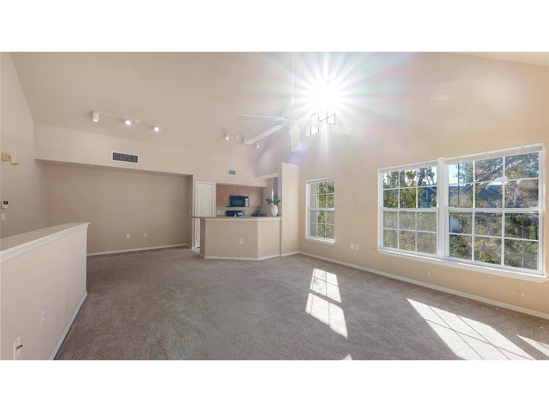 5520 Rosehill Road #203 Sarasota FL 34233 A4677482 image9