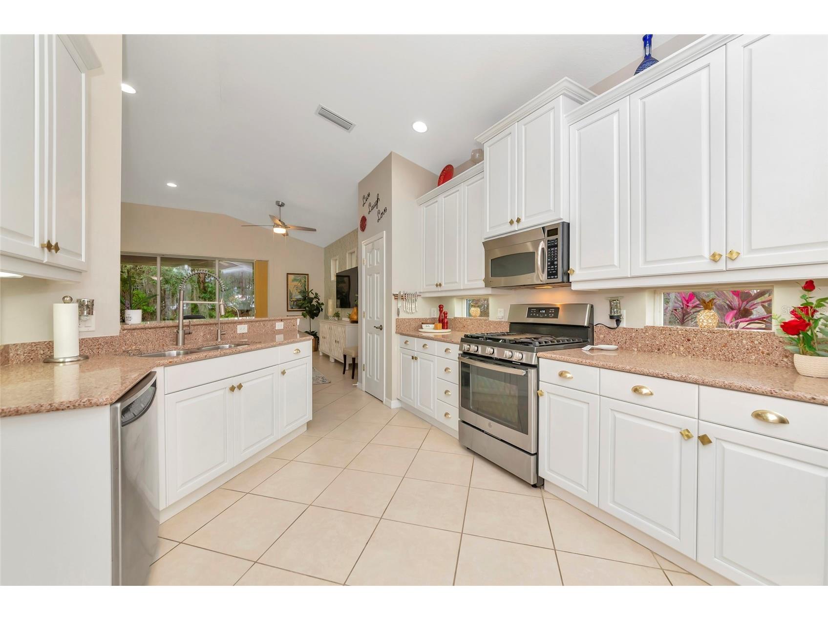 5520 Simonton Street Bradenton FL 34203 A4682507 image10