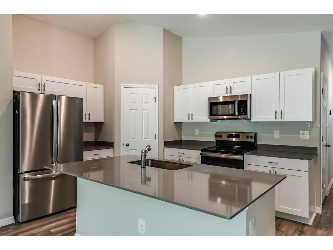 5520 Taverna Loop Winter Haven FL 33884 TB8415205 image2