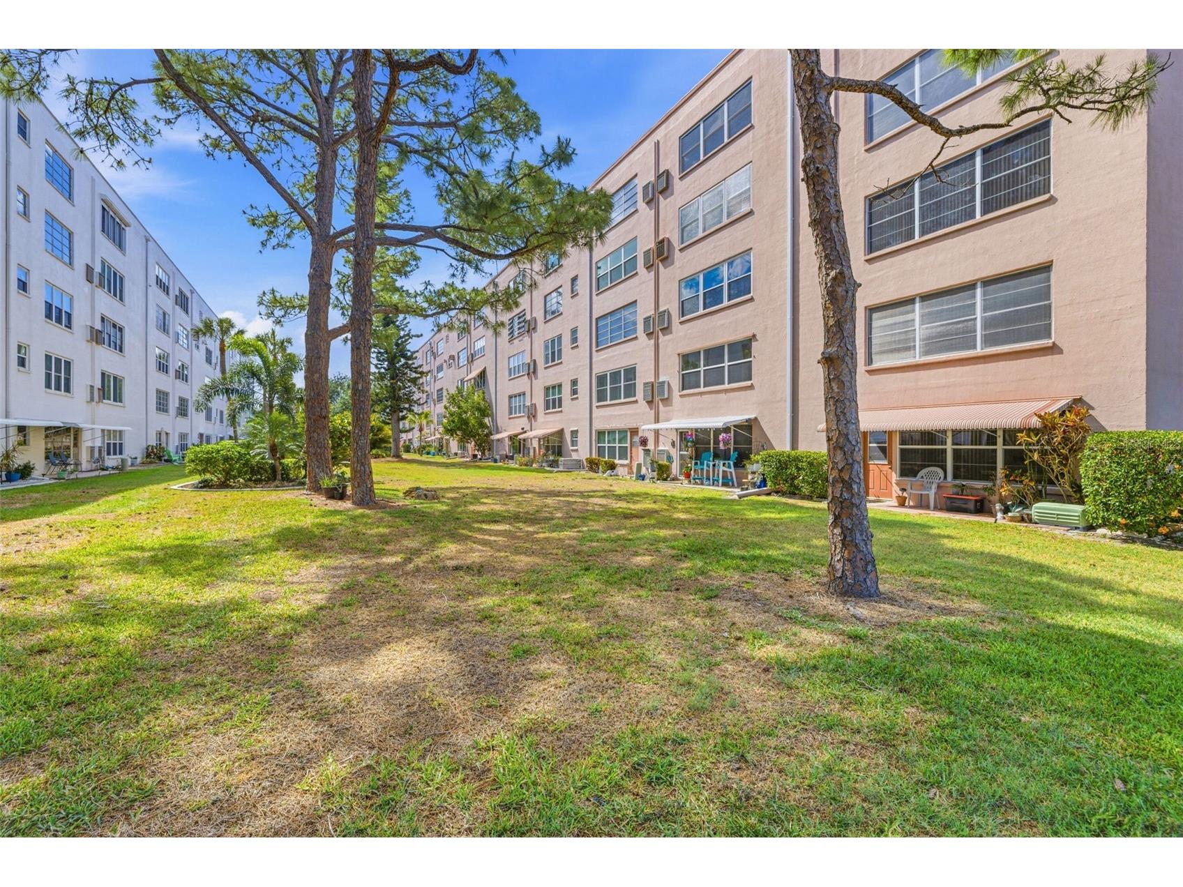 5521 80th Street N #212 Saint Petersburg FL 33709 TB8494851 image30