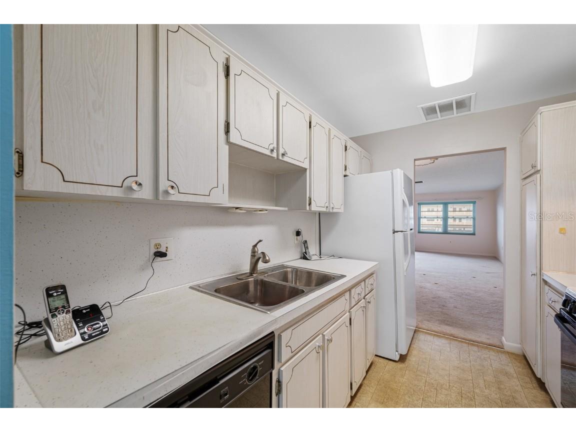 5521 80th Street N #310 Saint Petersburg FL 33709 TB8303258 image6