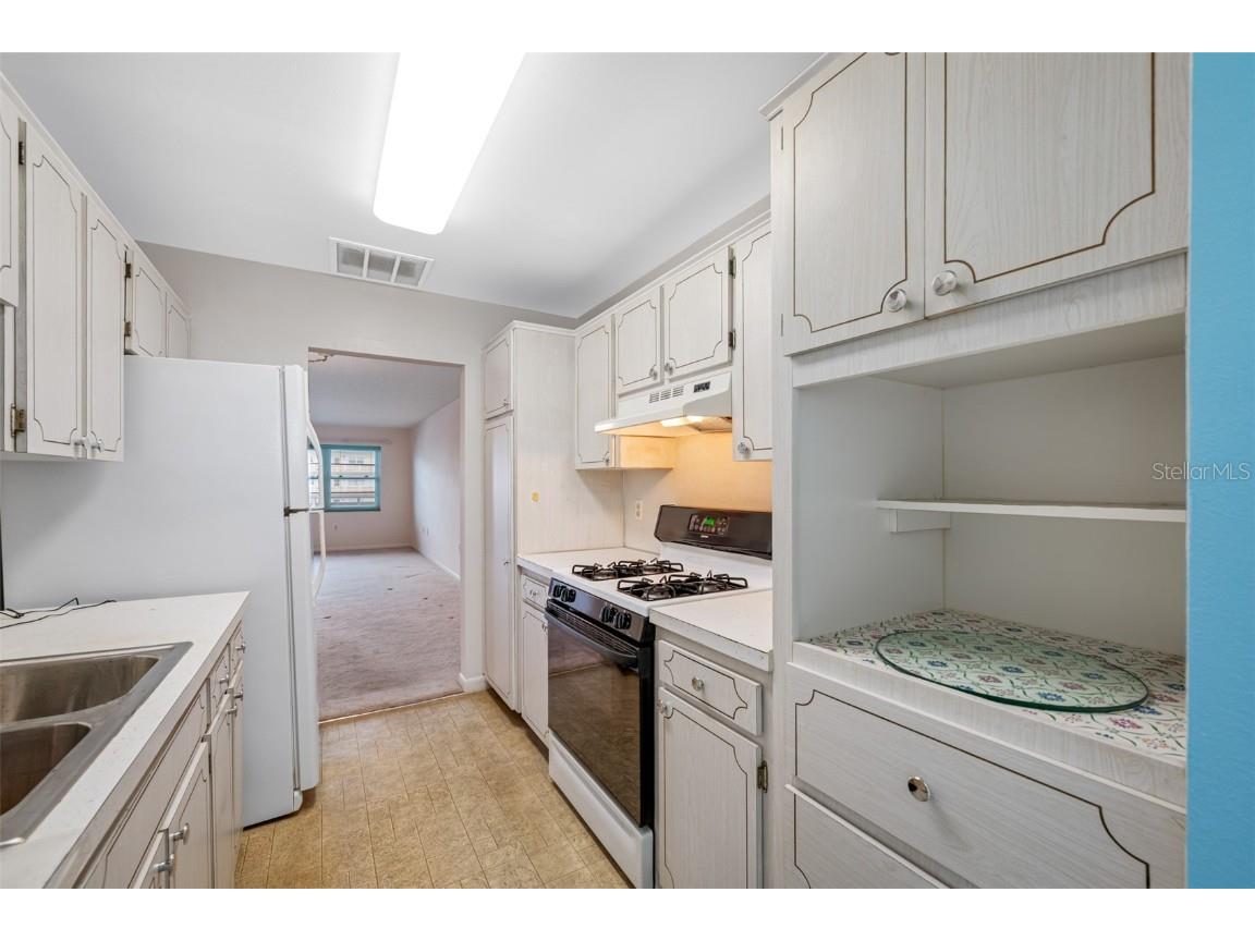 5521 80th Street N #310 Saint Petersburg FL 33709 TB8303258 image7