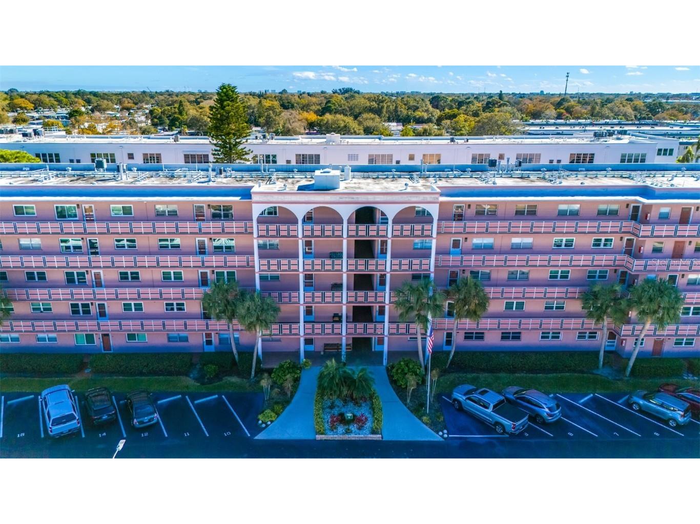 5521 80th Street N #508 Saint Petersburg FL 33709 U8229870 image1