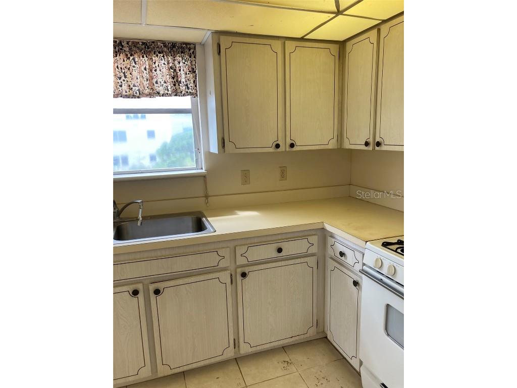 5521 80th Street N #516 Saint Petersburg FL 33709 TB8429937 image10