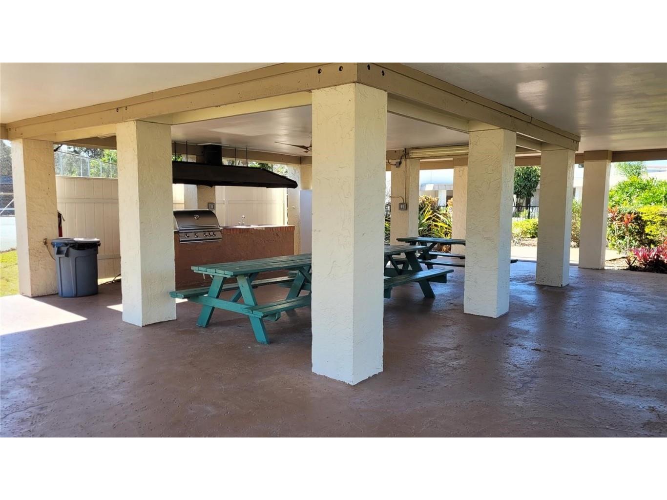 5521 80th Street N #516 Saint Petersburg FL 33709 TB8429937 image40