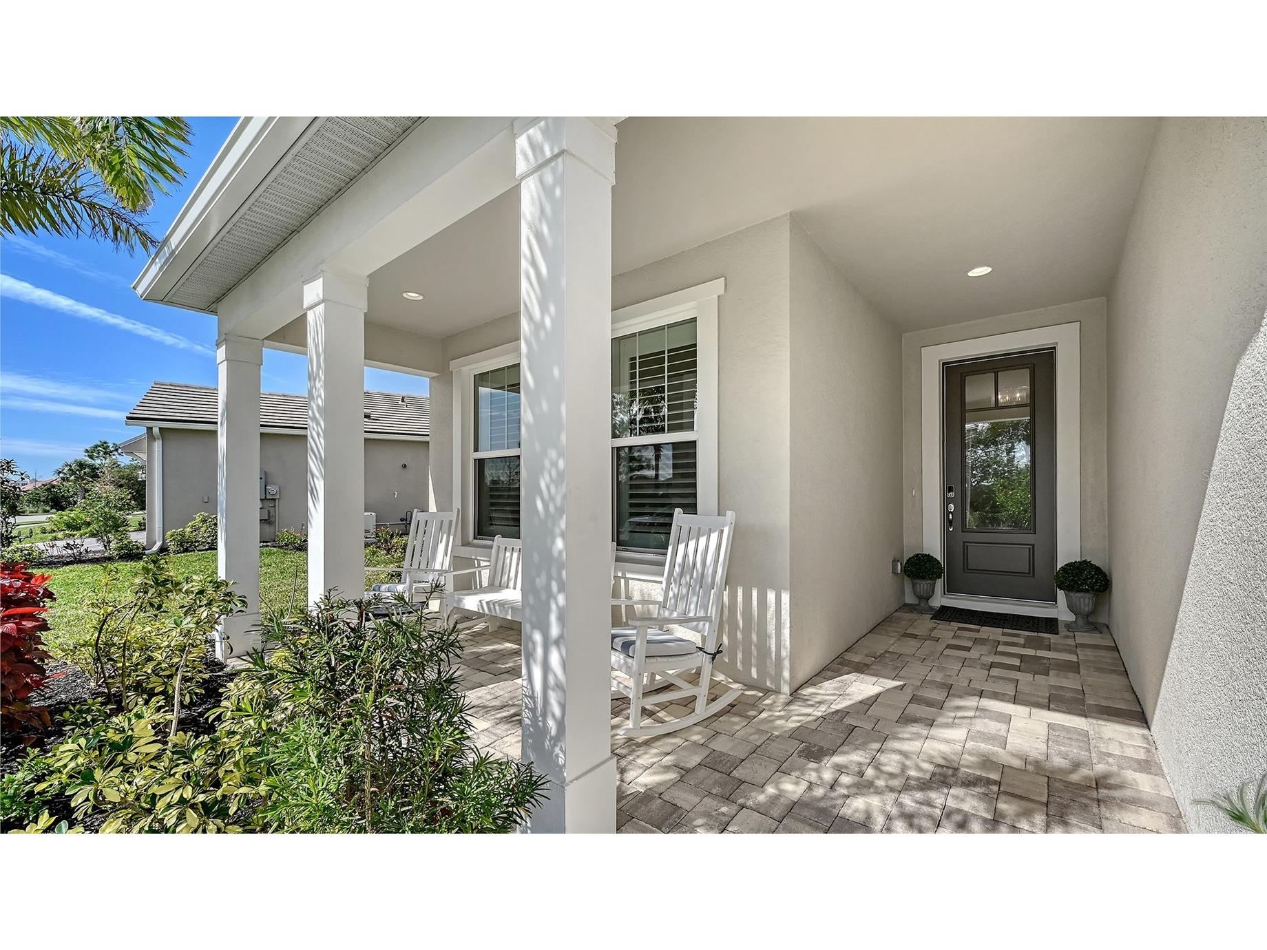 5521 Blue Water Boulevard Sarasota FL 34238 A4687351 image3