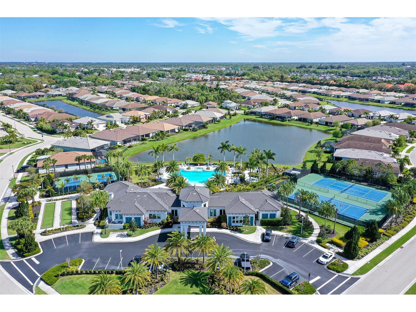 5521 Blue Water Boulevard Sarasota FL 34238 A4687351 image30