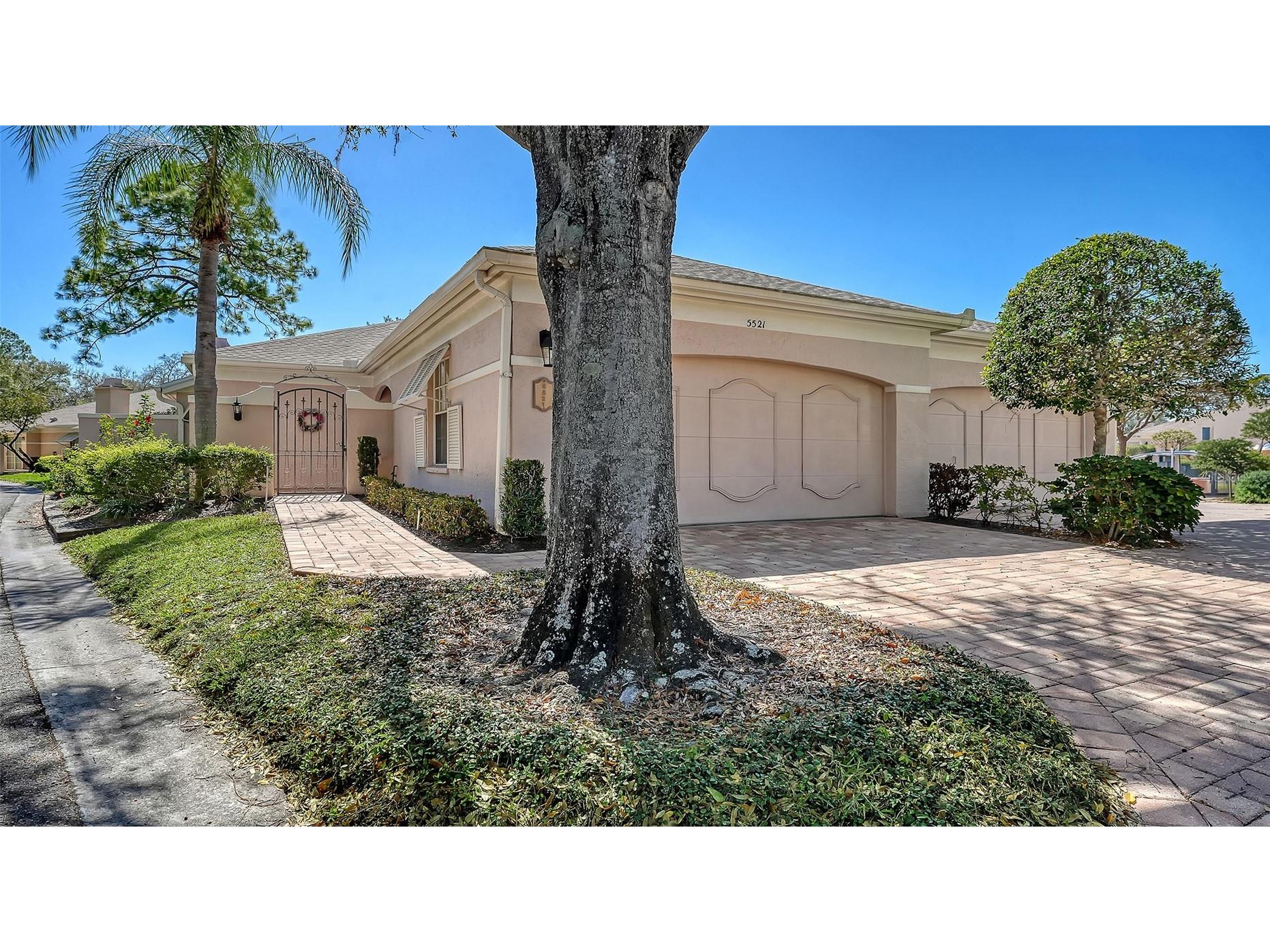 5521 Chanteclaire #21 Sarasota FL 34235 A4684320 image2