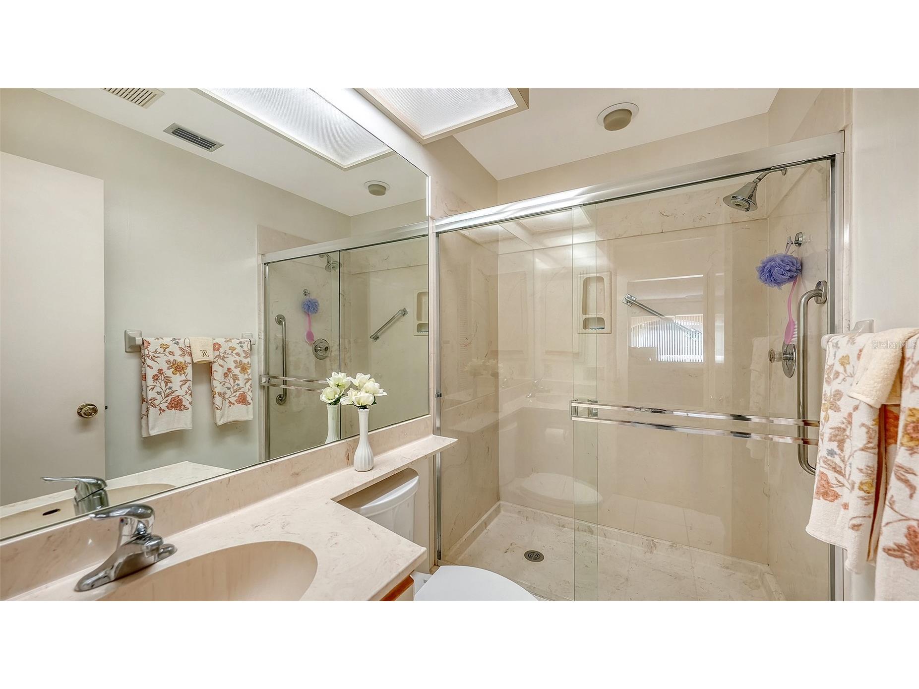 5521 Chanteclaire #21 Sarasota FL 34235 A4684320 image26