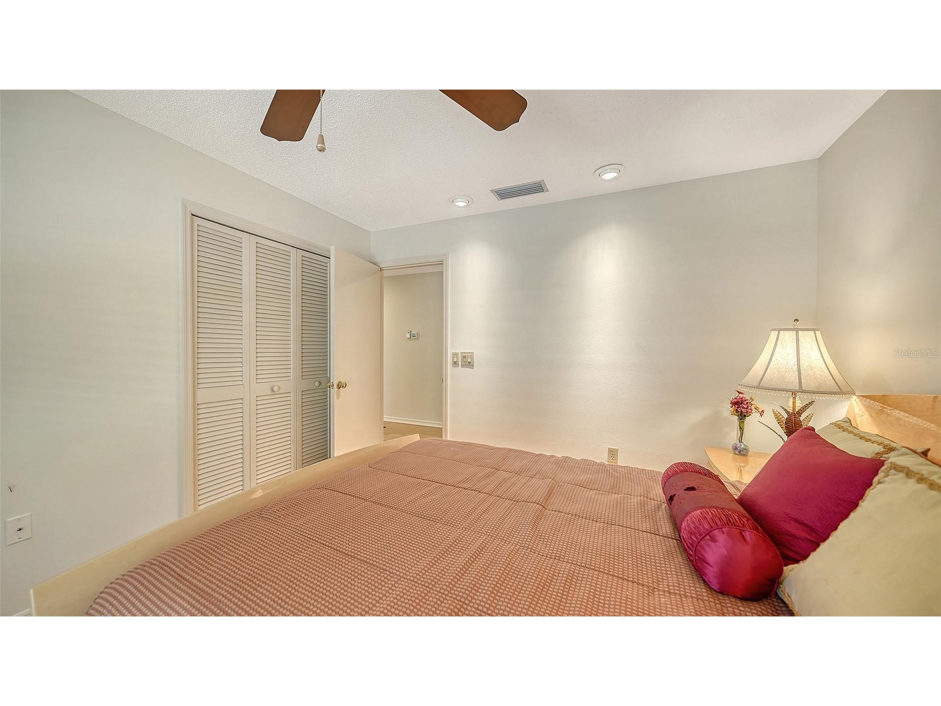 5521 Chanteclaire #21 Sarasota FL 34235 A4684320 image28