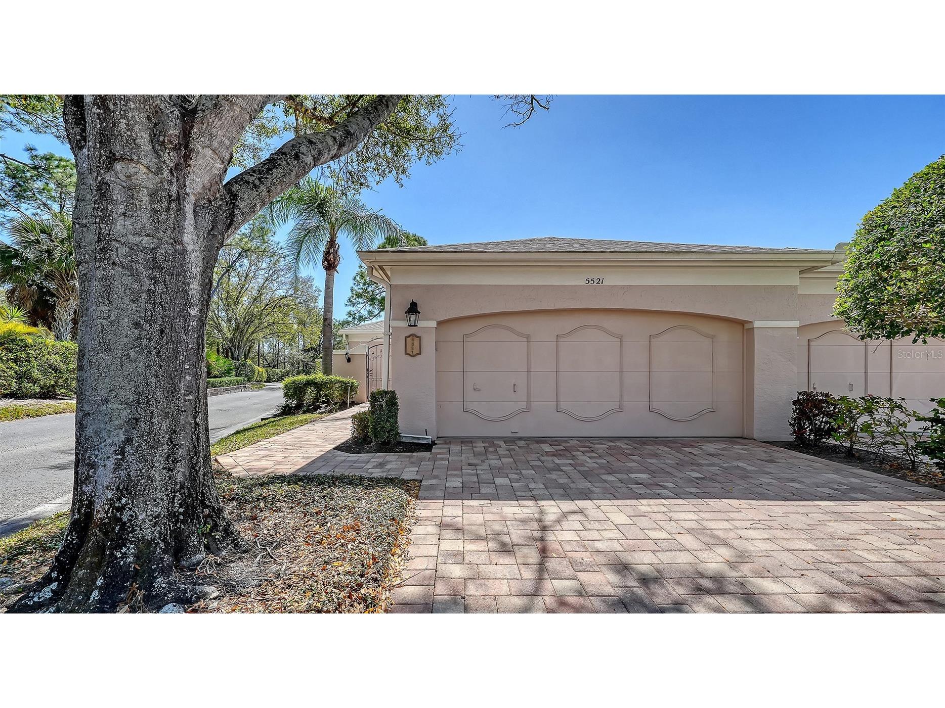5521 Chanteclaire #21 Sarasota FL 34235 A4684320 image3