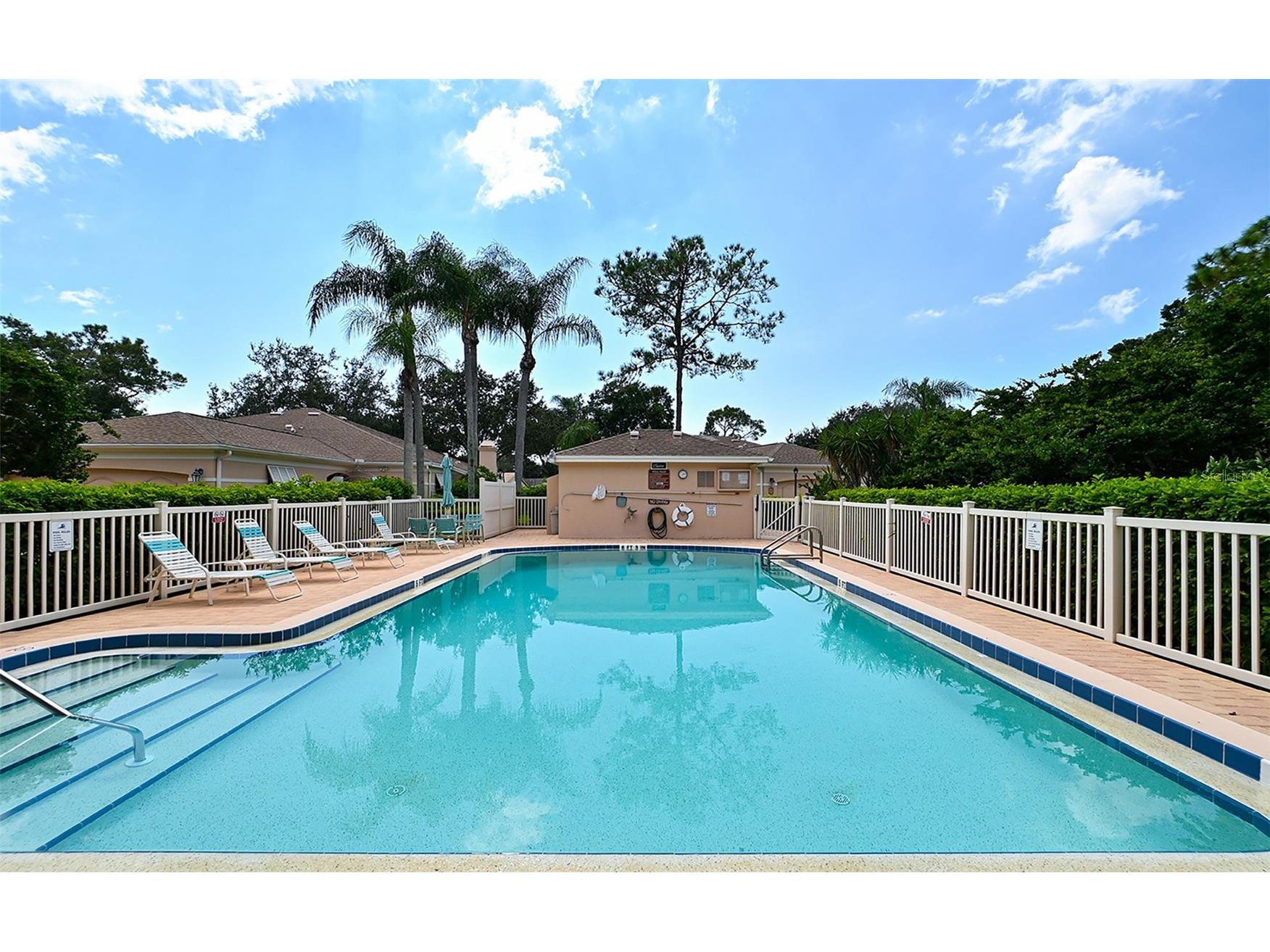 5521 Chanteclaire #21 Sarasota FL 34235 A4684320 image40