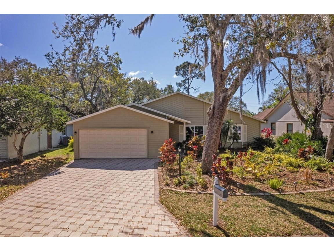 5521 Forester Lake Drive Sarasota FL 34243 A4561692 image1