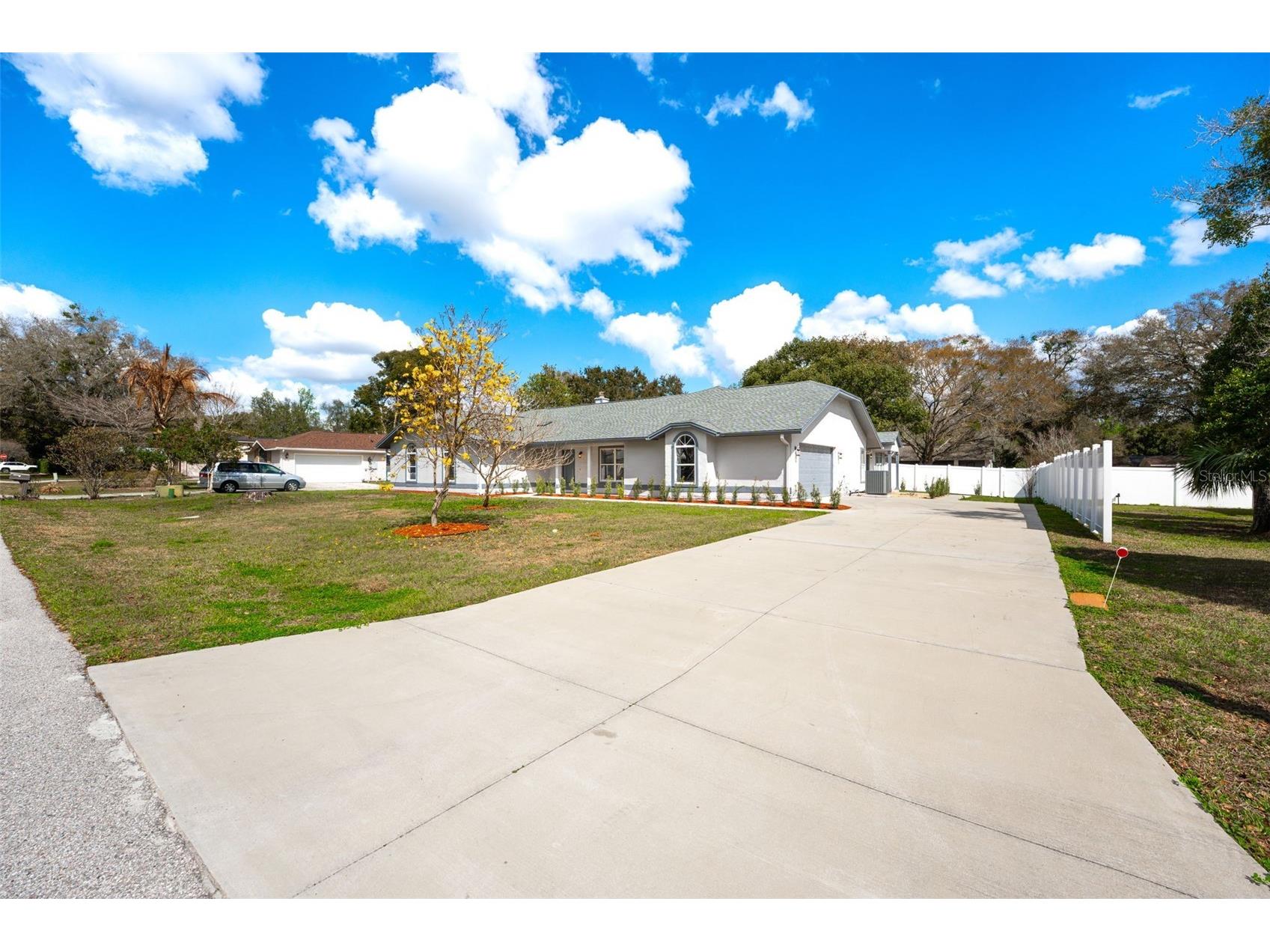 5521 Oak Street Mount Dora FL 32757 S5145286 image2