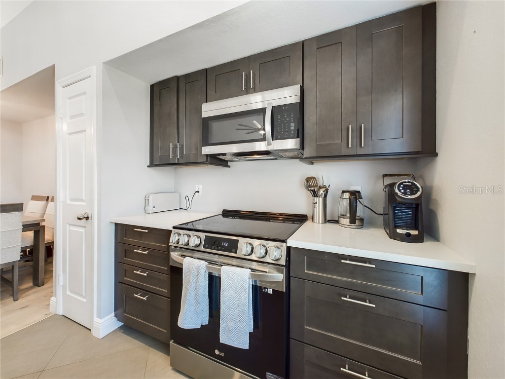 5521 Rosehill Road #203 Sarasota FL 34233 A4673202 image11