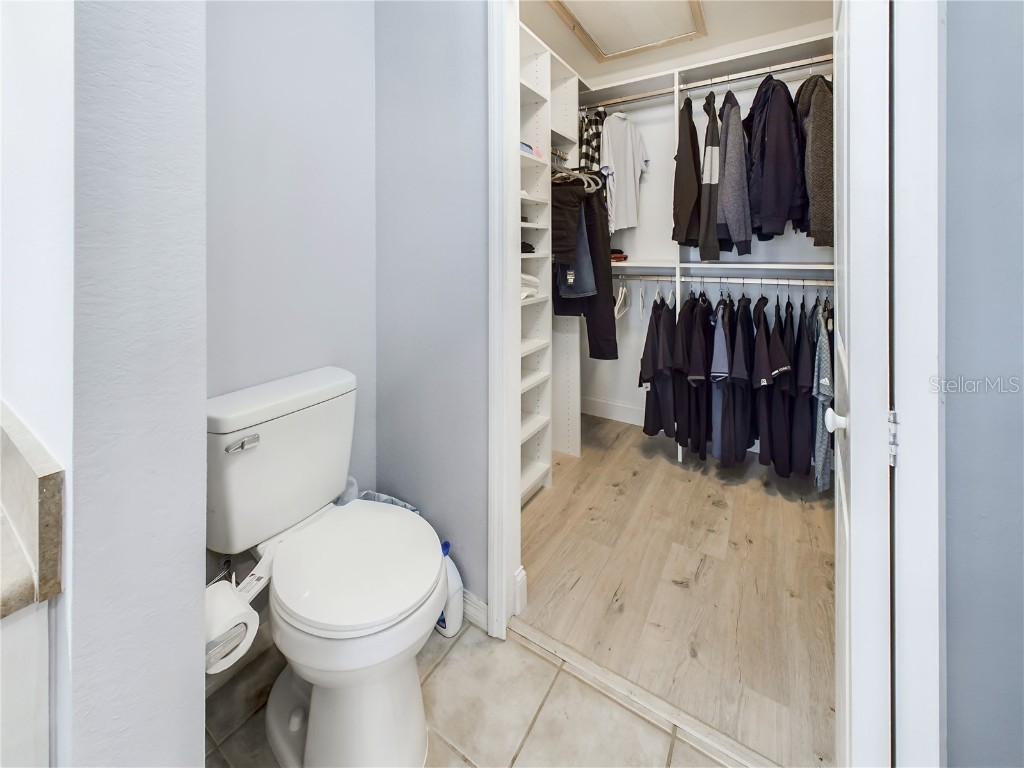 5521 Rosehill Road #203 Sarasota FL 34233 A4673202 image20