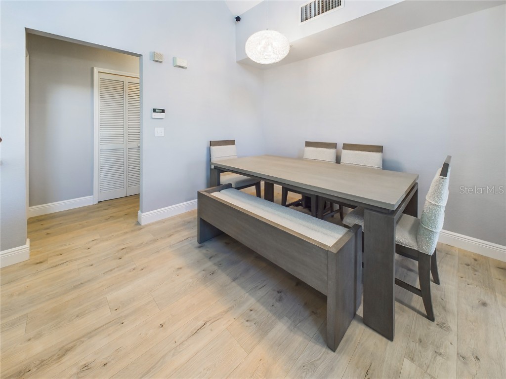 5521 Rosehill Road #203 Sarasota FL 34233 A4673519 image6