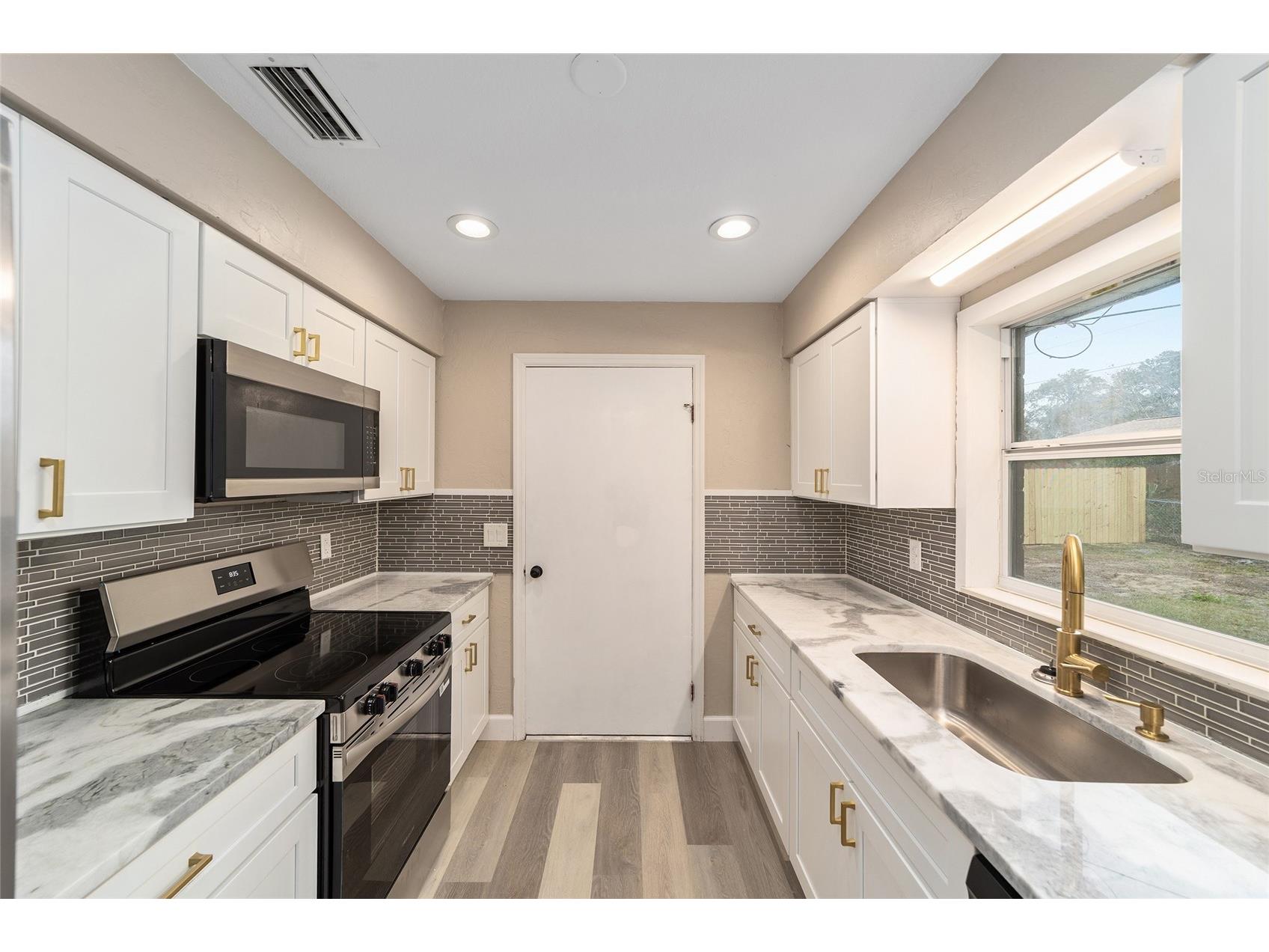 5521 SE 2nd Street Ocala FL 34480 OM716866 image21