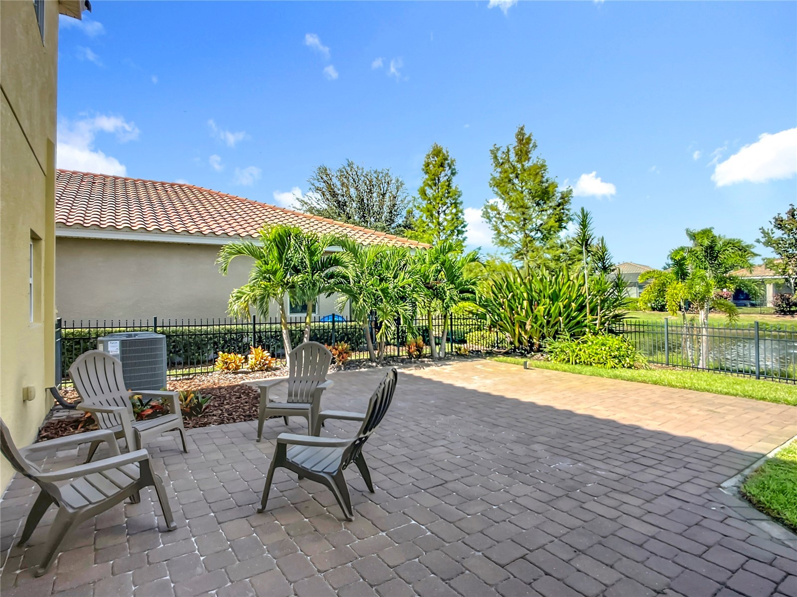 5522 Cartagena Drive Sarasota FL 34233 A4670020 image20