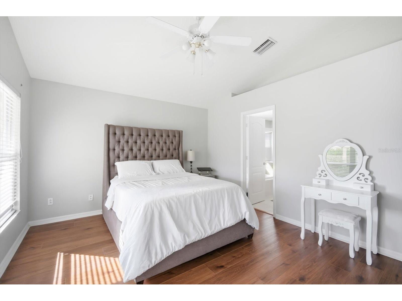 5522 Terrain De Golf Drive Lutz FL 33558 TB8470186 image13
