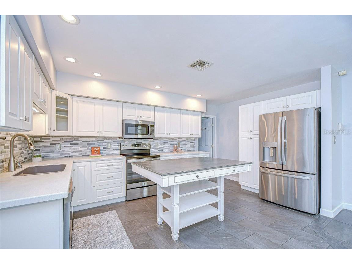 5523 Carlton Road New Port Richey FL 34652 W7877265 image8