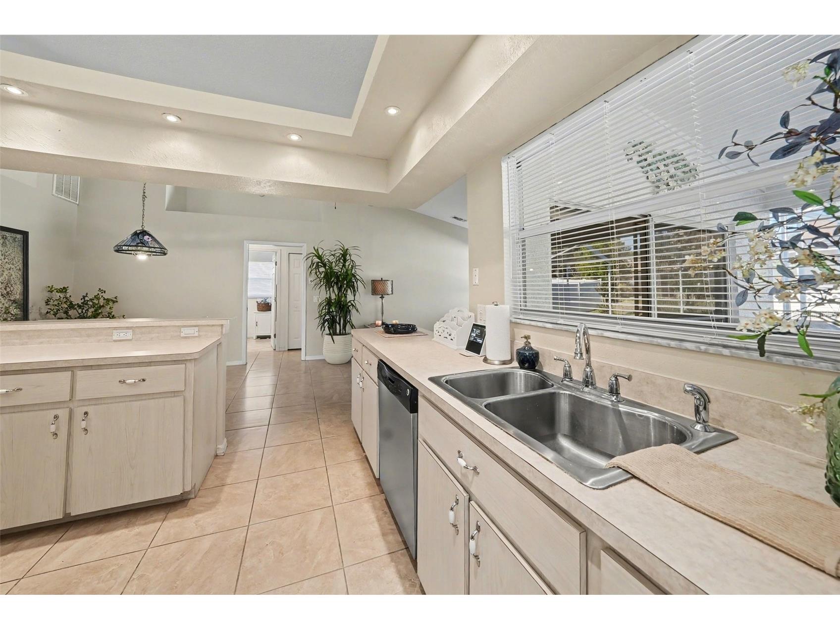 5523 Hereford Drive New Port Richey FL 34655 TB8502562 image15