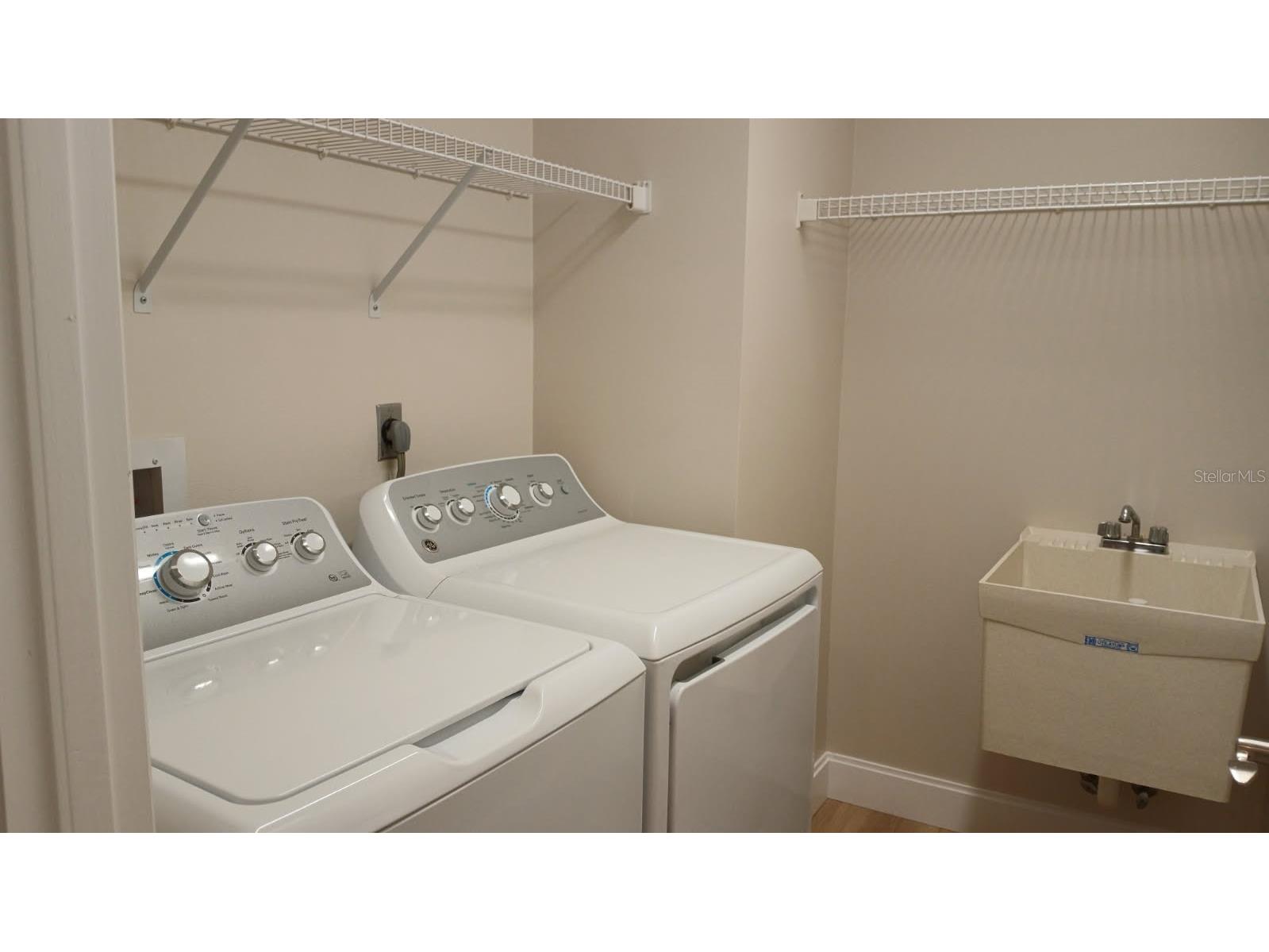 5525 Hampstead Heath #43 Sarasota FL 34235 A4688899 image21