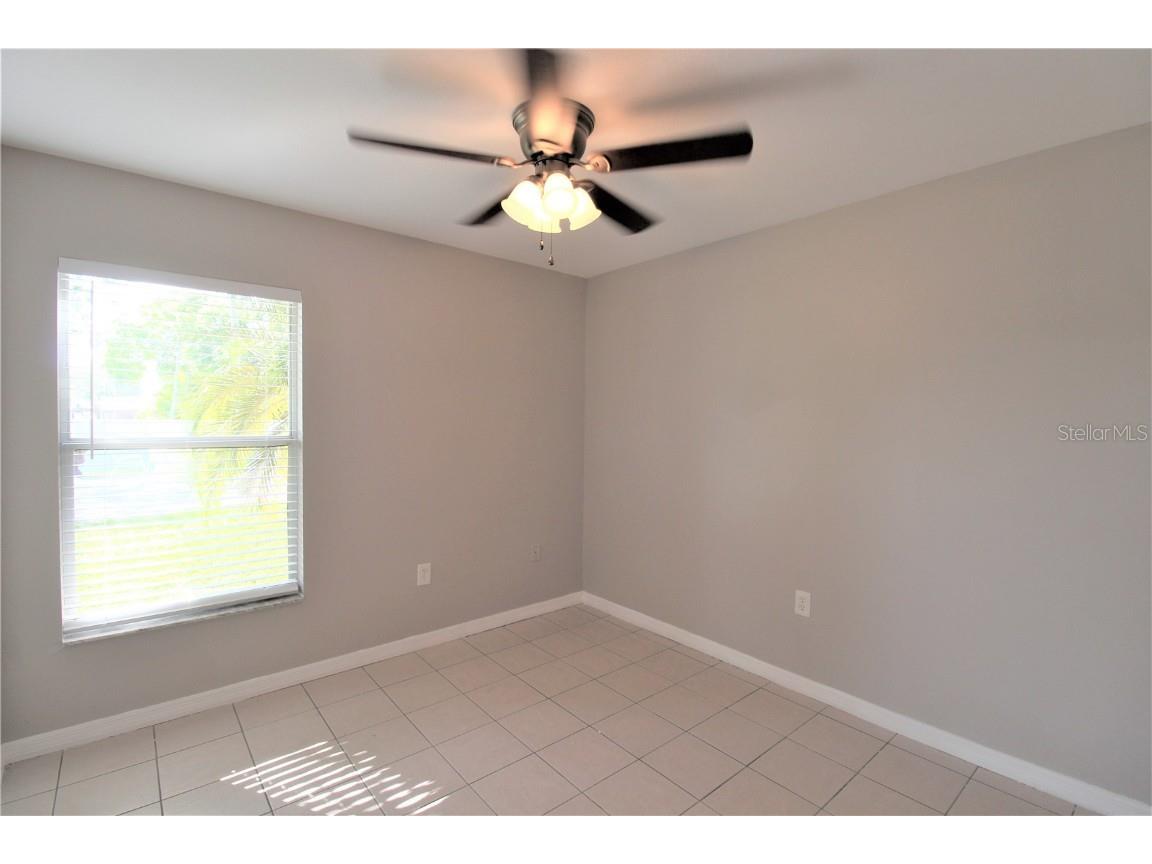 5525 Palmer Boulevard #B Sarasota FL 34232 A4668804 image9