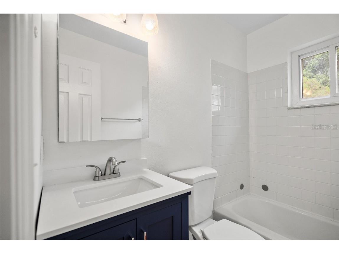 5525 Pine Circle NE Saint Petersburg FL 33703 TB8411448 image8