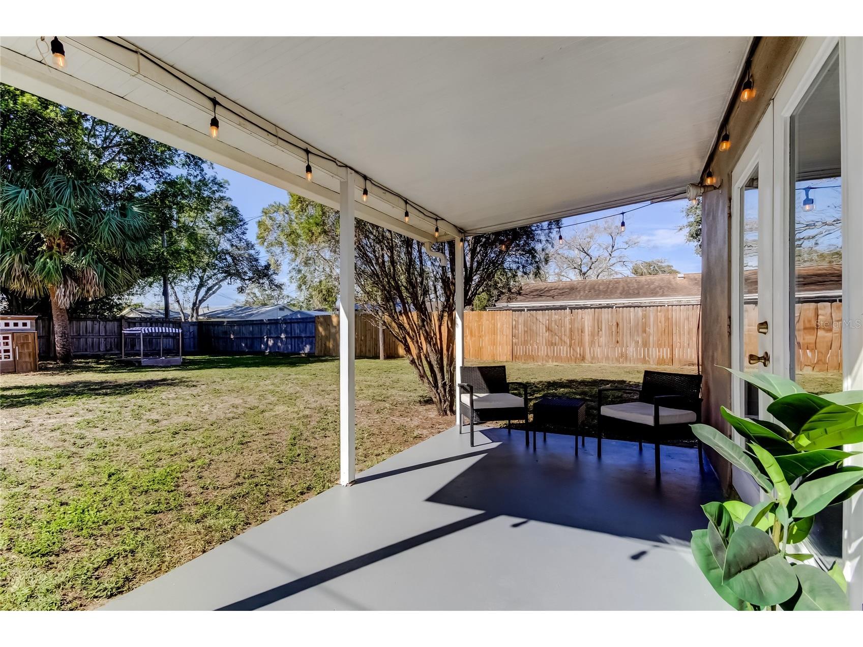 5525 Pine Circle NE Saint Petersburg FL 33703 TB8465029 image24