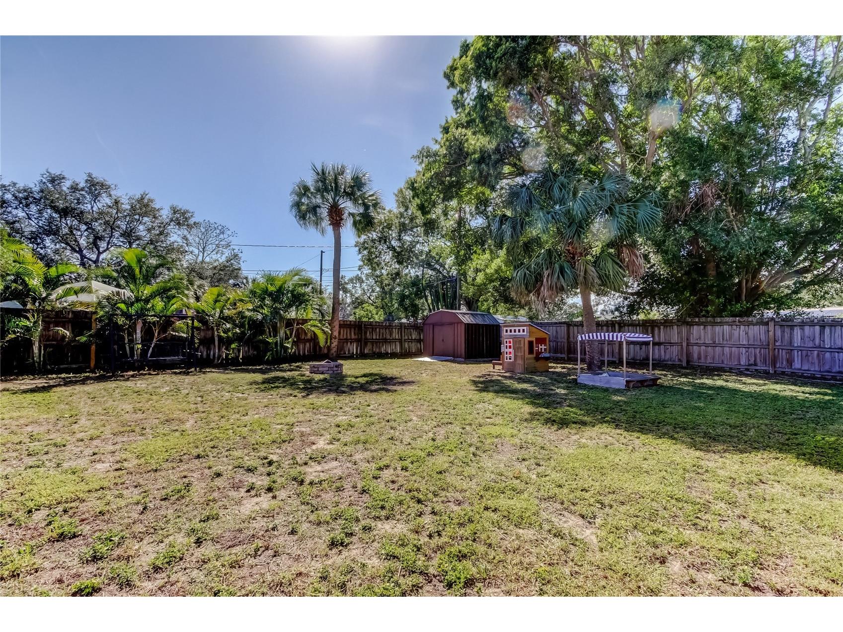 5525 Pine Circle NE Saint Petersburg FL 33703 TB8465029 image26
