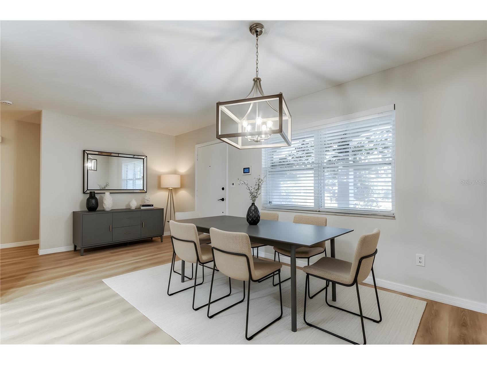 5525 Pine Circle NE Saint Petersburg FL 33703 TB8465029 image4