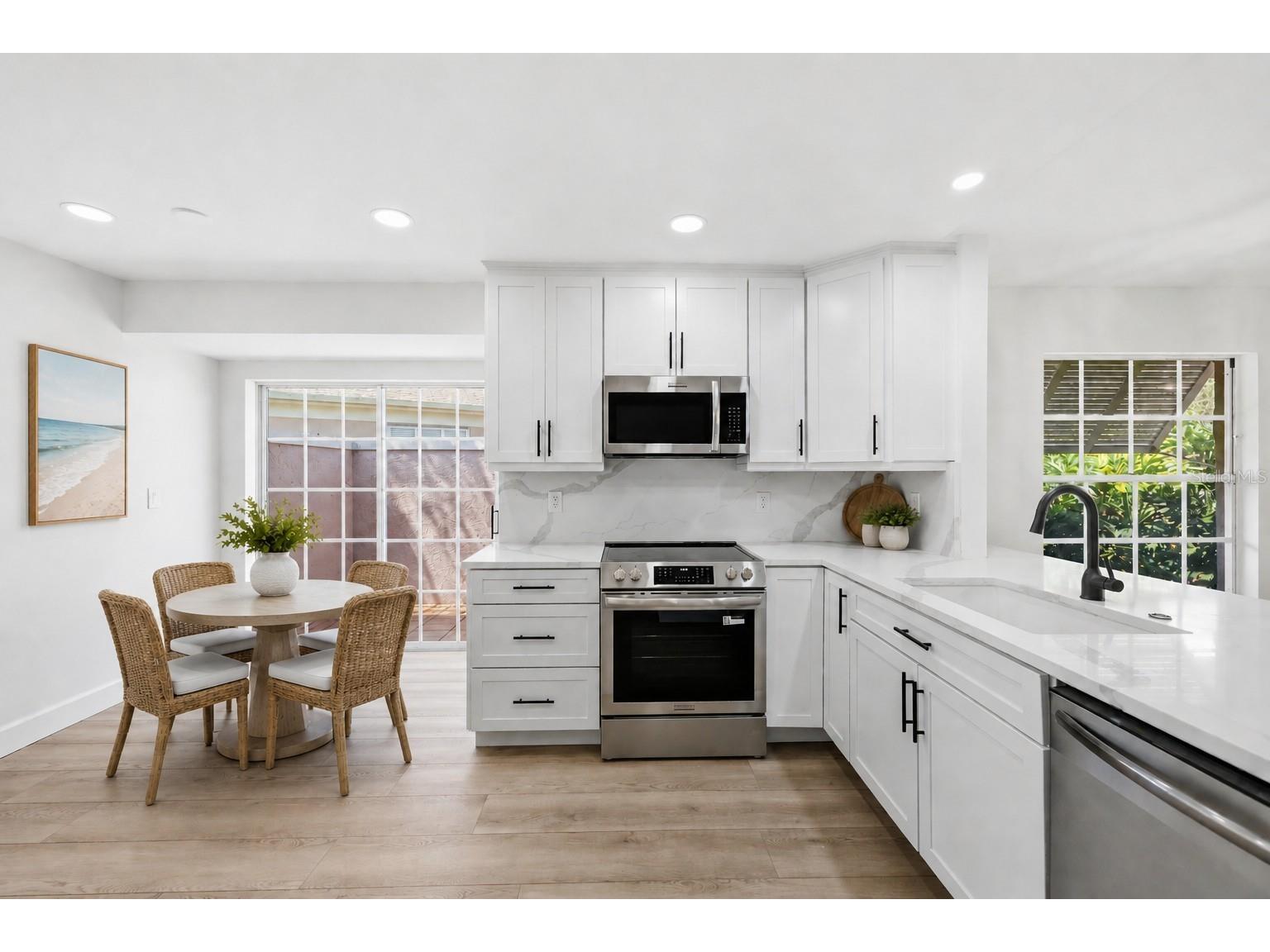 5526 Chanteclaire #31 Sarasota FL 34235 A4689277 image20