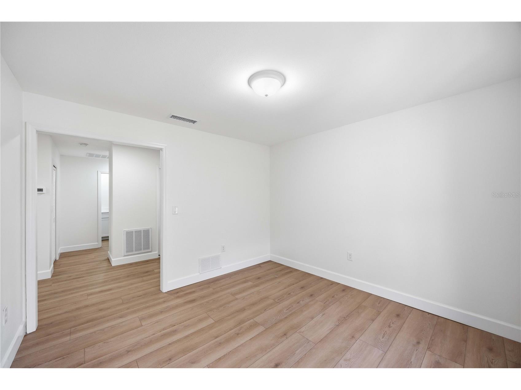 5526 Chanteclaire #31 Sarasota FL 34235 A4689277 image25